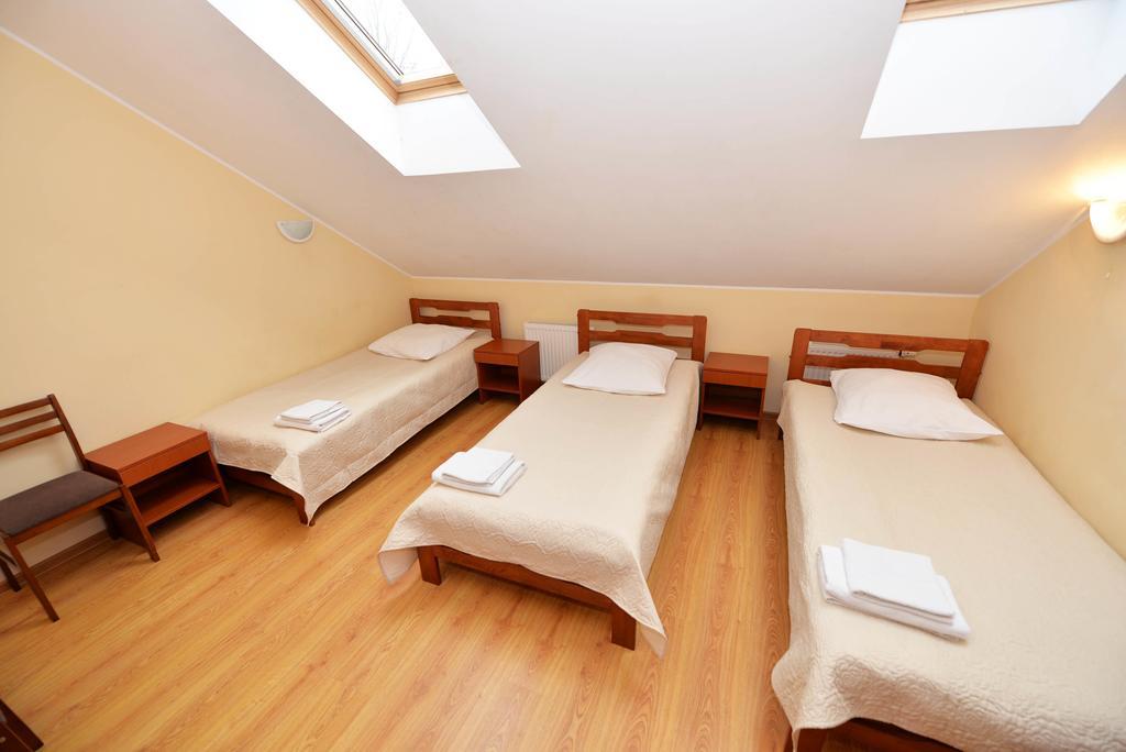 Klaipeda Inn Private Parking And Kitchen 客房 照片
