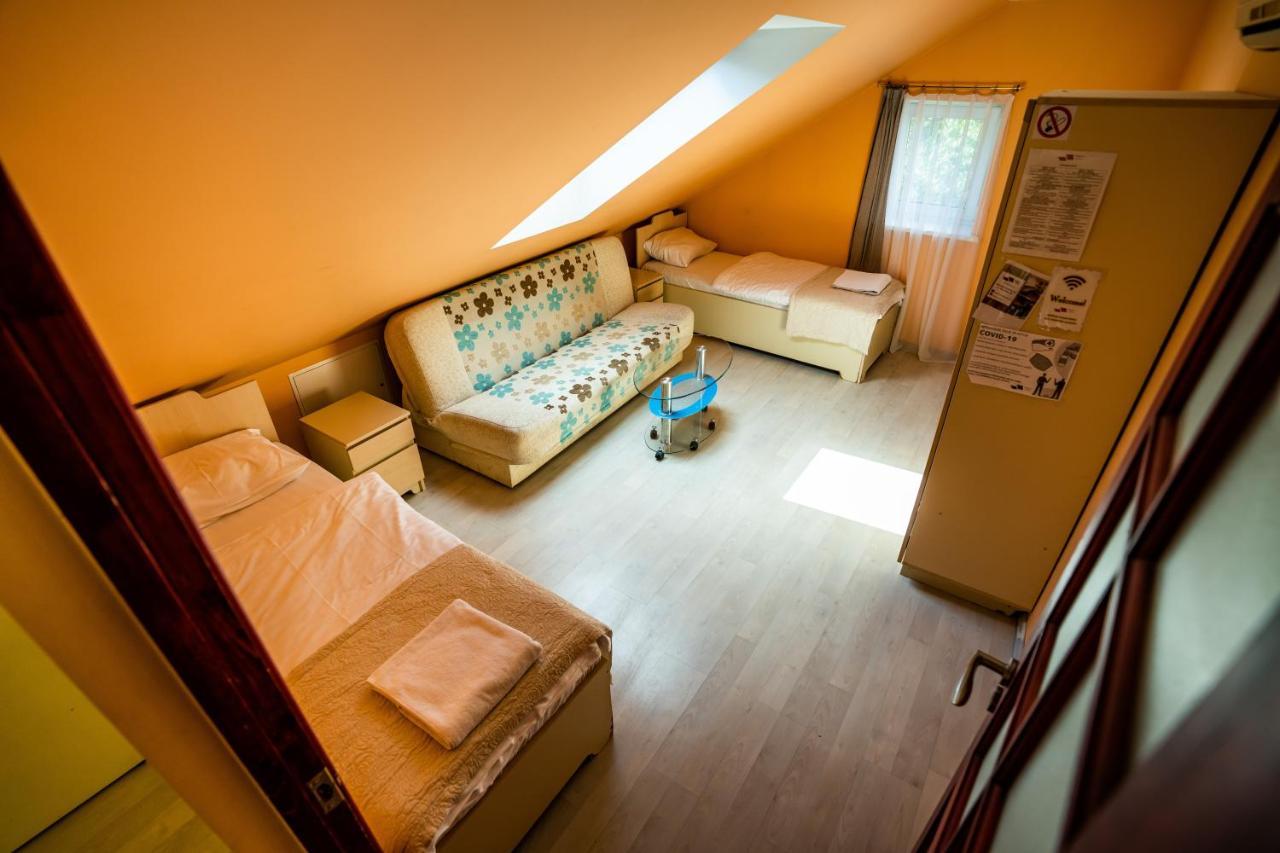 Klaipeda Inn Private Parking And Kitchen 外观 照片