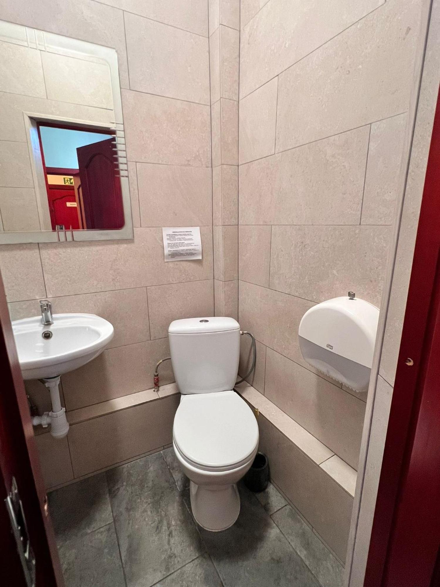 Klaipeda Inn Private Parking And Kitchen 外观 照片