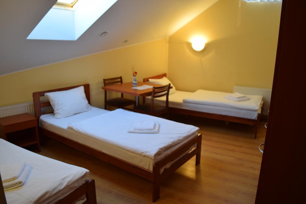 Klaipeda Inn Private Parking And Kitchen 外观 照片