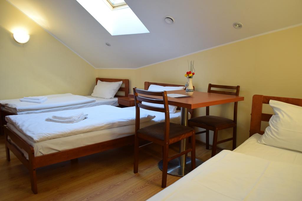 Klaipeda Inn Private Parking And Kitchen 外观 照片